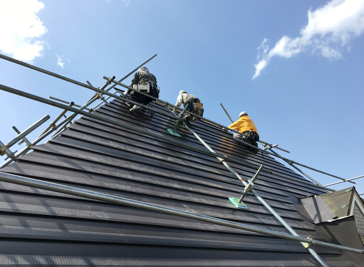 三角屋根落雪防止工法